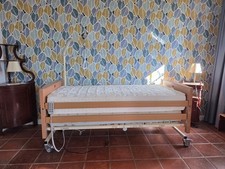 Letti ortopedici motorizzati con sponde 