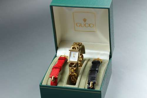 Quasi mint gucci 1800l - [quasi, mint]