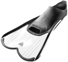 PINNE CORTE PISCINA MARE