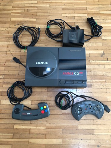 Console commodore amiga cd32 - commodore, |