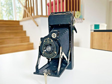 Antica fotocamera tascabile