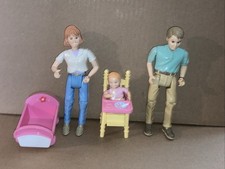Fisher-Price Loving Family bambina bambola neonata madre padre bambole ciao sedia 98 culla