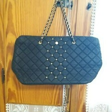 borsa trapuntata con borchie