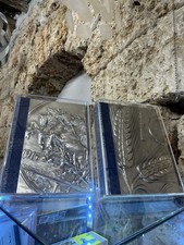 Due libri da collezione la lira siamo noi  edito da Editalia ,zecca dello stato