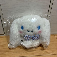 Peluche pupazzo in posa