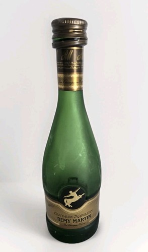 Rara bottiglia remy martin - rara,