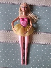  Barbie Ballerina Mattel 2011