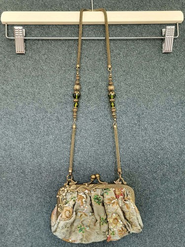 Pochette con paillettes