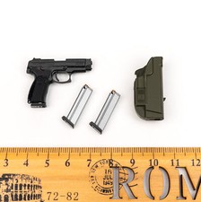 Pistola e fondina per figurina