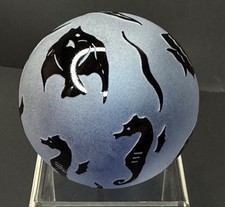 Steven Correia fermacarte in