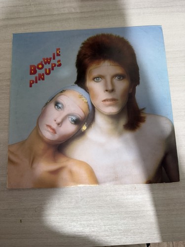 David bowie pin ups - ups, 1973