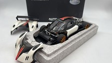 AA78262 Autoart Pagani Zonda R
