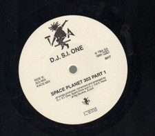 D.J. S.I. One Space Planet 303