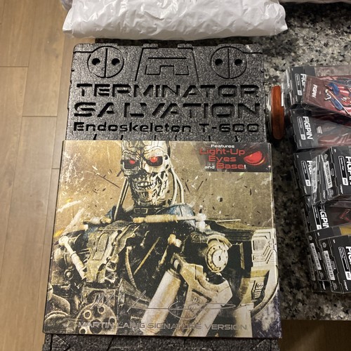 Hot toys terminator - 🤖🔥,