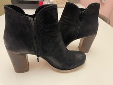 Stivaletto donna con cerniera