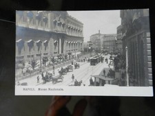 20162) NAPOLI MUSEO NAZIONALE 1905 CIRCA TRAM CARROZZE CAVALLI ANIMATA