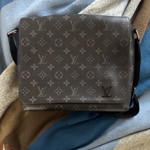 Louis vuitton m46255 district - vuitton,