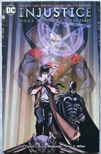 Injustice gods among - us, year