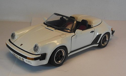 Maisto porsche 911 - maisto, 1/18