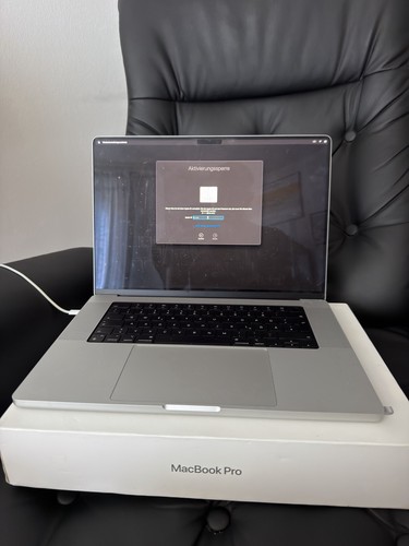 Apple macbook pro pollici - pro,