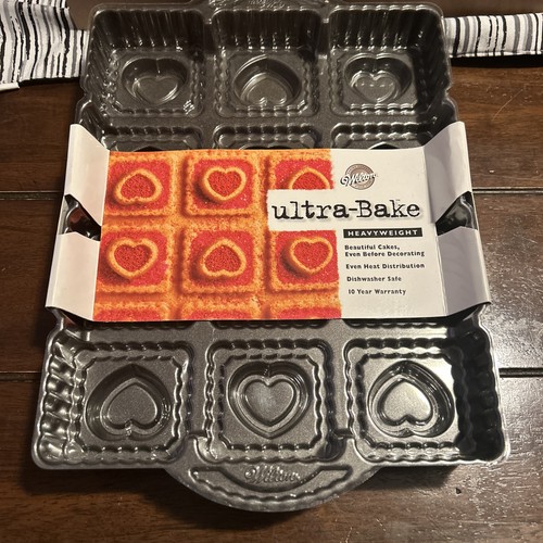 Wilton hearts cake brownie - wilton,