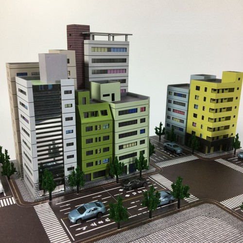Modellino edificio ufficio