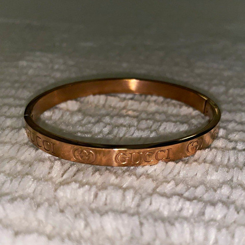 Gucci 9000l women gold - gucci, women’s