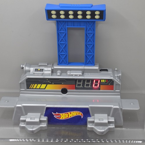 Hot wheels track builder - wheels,