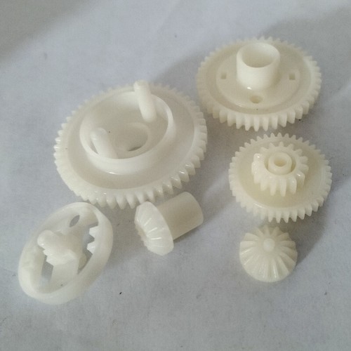 Ingranaggi plastica colore - in,