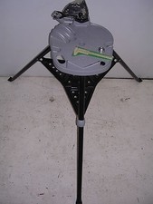 NUOVO TRI-STAND RIPARAZIONE