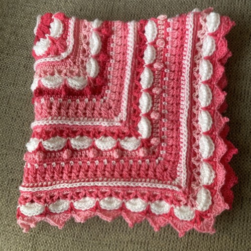 Handmadebyavril coperta - ✨handmadebyavril,