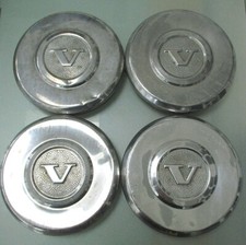 TAPPO MOZZO CENTRALE RUOTA ORIGINALE CLASSICO VOLVO 244 245 ANNI 70 METALLO ACCIAIO 