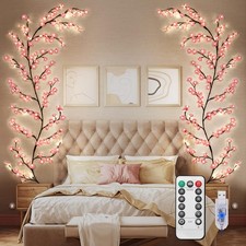 Catena luminosa con fiori di