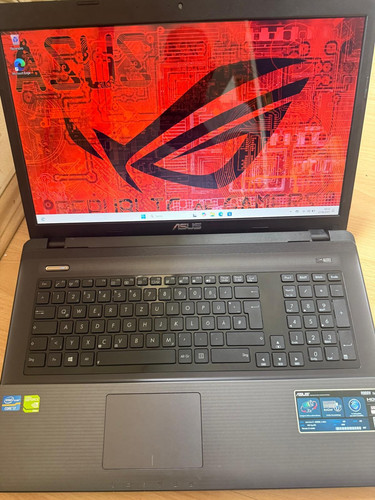Asus r900 full - 18"4,, hd,