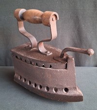 ANTICO FERRO DA STIRO A