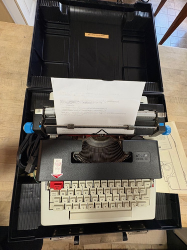 Macchina scrivere elettrica - macchina,