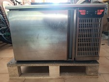 Abbattitore ATTILA GN 2/3 3 Teglie