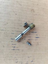 ALBERO POMPA OLIO MOTOSEGA PIONEER Modello 1200A