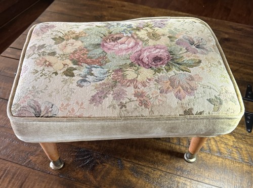 Pouf poggiapiedi vintage metà