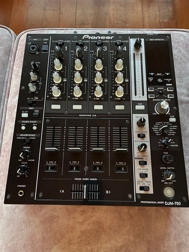 Pioneer djm 750 mixer - djm-750-k,
