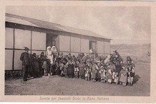 9828) WW1, SERBIA, ALPINO E SCUOLA PER BIMBI SERBI IN ZONA ITALIANA.