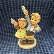 Goebel Hummel 153/0 #866