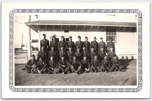 Gruppo militare anni - , 40