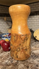 Grande vaso in legno grezzo