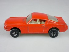 08-A Ford Mustang arancione - 59254 Matchbox Superfast Lesney