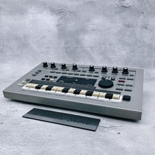 Roland MC-303 Groovebox Drum Machine Synthesizer Sequencer Japan usato raro M...