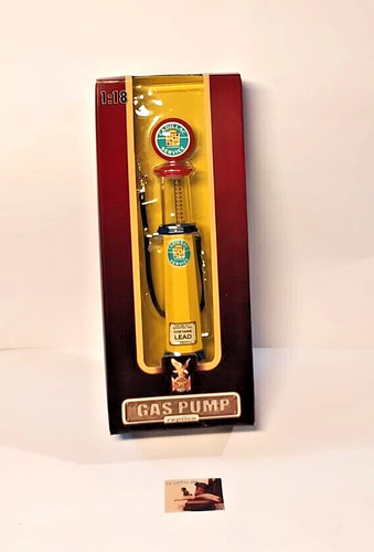Die cast metal road signature - die,