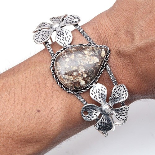 Bracciali per gioielli fatti - , a