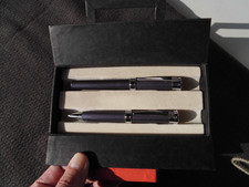 penna stilografica e sfera