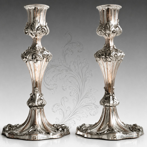 Rara coppia vecchi candelabri